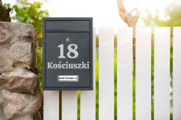Skrzynka na listy GUSTAV antracyt z napisem