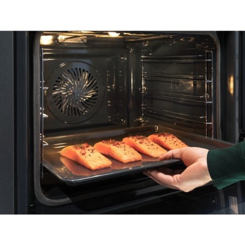Piekarnik parowy ELECTROLUX EOB7S31Z (czarny) Piekarnik parowy ELECTROLUX EOB7S31Z (czarny)