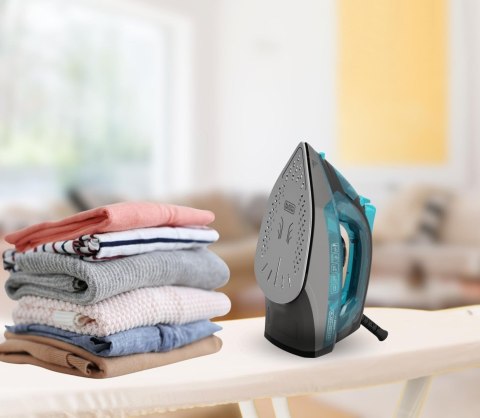 Żelazko Black+Decker BXIR2201E Żelazko Black+Decker BXIR2201E