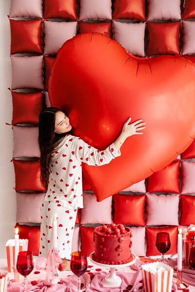 Balon foliowy Czerwone Serce XXL, Walentynki, 136x129 cm Balon foliowy Czerwone Serce XXL, Walentynki, 136x129 cm