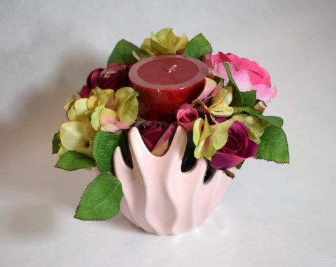 Ceramiczny wazon dekoracyjny w kolorze różowym 15x15 cm