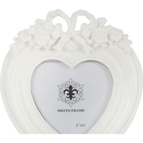 Biała ramka na zdjęcia w kształcie serca z wypukłym dekorem 13,5x11,5 cm
