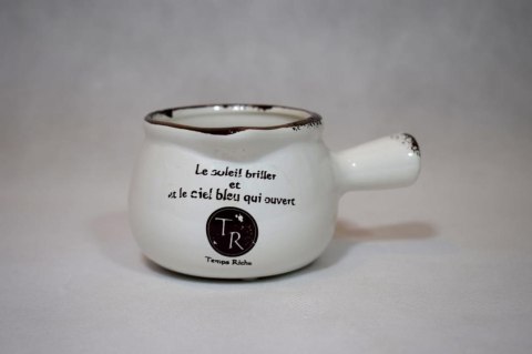 Dekoracyjny Ceramiczny Dzbanuszek z Odpływem Wody