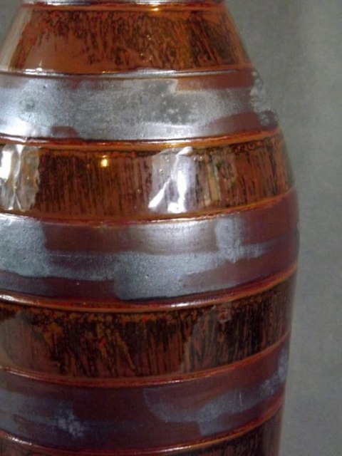 Wazon ceramiczny w kolorze piaskowym ciężki w pasy 38x20 cm