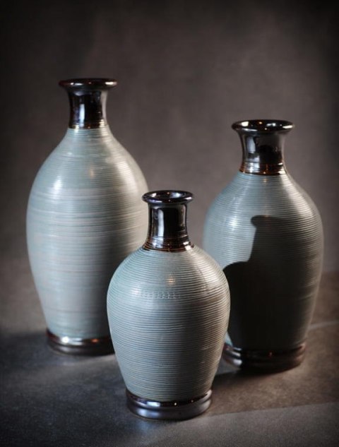 Wazon popielaty z grafitowymi wykończeniami średni 12,5x12,5x27 cm