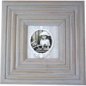 Drewniana stojąca ramka na zdjęcie 23x23 cm
