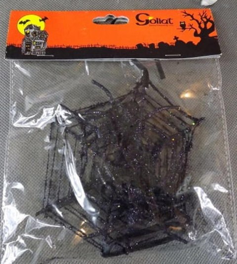 Komplet Czarnych Pajęczyn z Fioletowym Brokatem i Pająkami-Zawieszkami (2 sztuki)