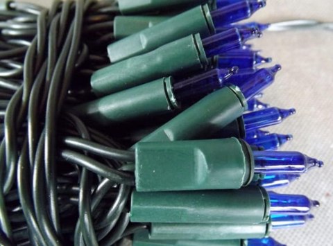 Niebieskie Lampki Choinkowe 100L z Dodatkowym Gniazdem i Zielonym Kablem 220V-240V 6.5m