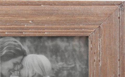 Postarzana Drewniana Ramka na Zdjęcie 16 x 20.5 cm z Jasnym Brązowym Wykończeniem