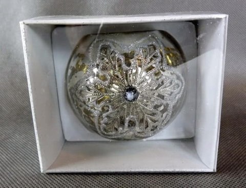 Świecznik Szklany Zdobiony Brokatem w Kolorze Starego Srebra - 7x8cm