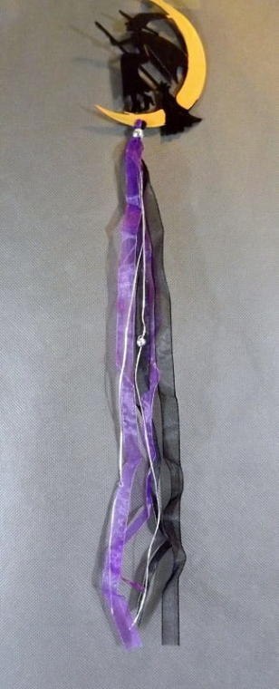 Zawieszka Dekoracyjna Czarownica na Księżycu w Kolorach Czerni i Fioletu