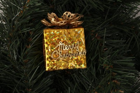 Komplet 5 Złotych Zawieszek w Kształcie Paczek Prezentowych