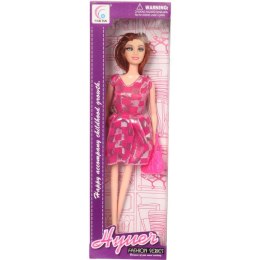 Lalka w różowo-srebrnej sukience w kratę z różową torebką