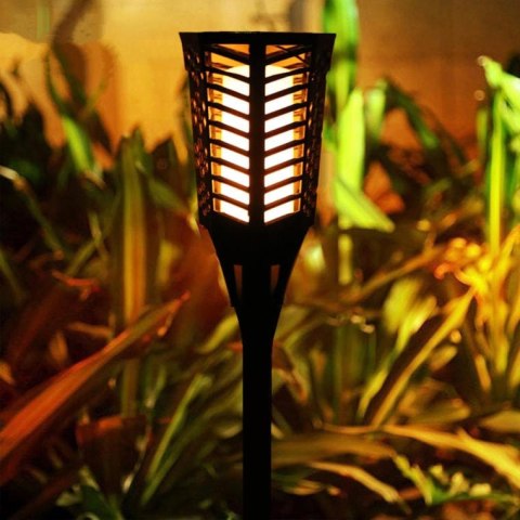 Prosta w Użyciu Lampa Solarna Goliata w Kolorze Czarnym, Odporna na Warunki Atmosferyczne