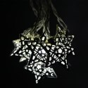 Srebrne Metalowe Lampki Choinkowe w Kształcie Gwiazd - 20 LED, Zasilane Bateryjnie, Długość 2,85 metra