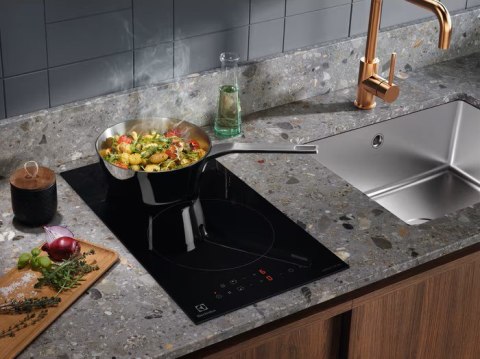 Płyta indukcyjna ELECTROLUX LIT30230C Płyta indukcyjna ELECTROLUX LIT30230C