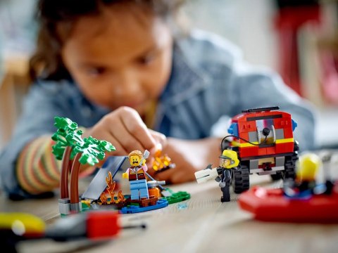 LEGO City 60412 Terenowy wóz strażacki z łodzią ratunkową LEGO City 60412 Terenowy wóz strażacki z łodzią ratunkową