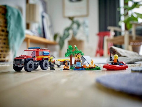 LEGO City 60412 Terenowy wóz strażacki z łodzią ratunkową LEGO City 60412 Terenowy wóz strażacki z łodzią ratunkową