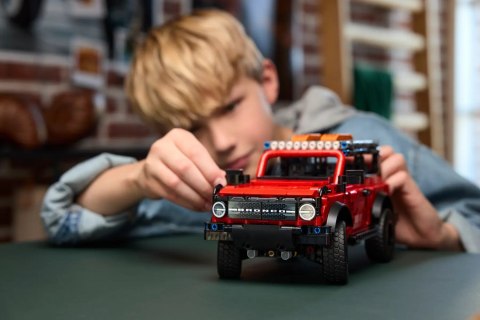LEGO Technic 42213 SUV Ford Bronco® LEGO Technic 42213 SUV Ford Bronco®
