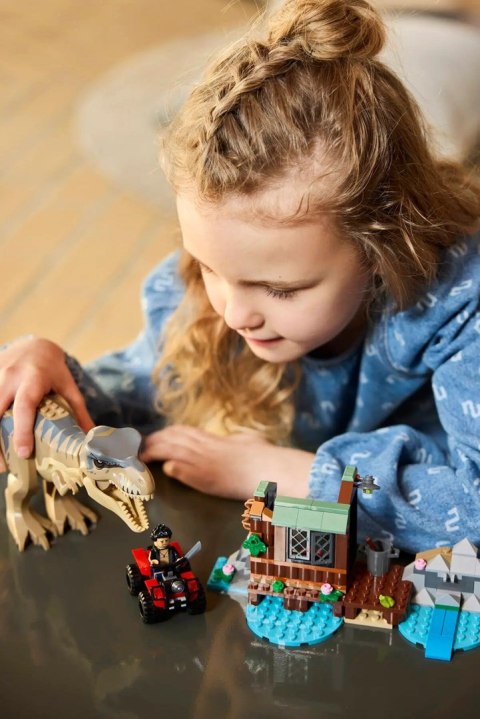 Lego 76975 Jurassic World - Ucieczka rzeką przed tyranozaurem Lego 76975 Jurassic World - Ucieczka rzeką przed tyranozaurem