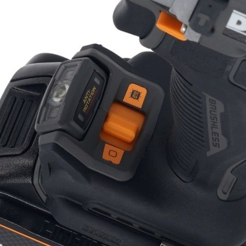 Wiertarko-wkrętarka McLaren DCD85MP2T 18V 2 aku 5Ah Wiertarko-wkrętarka McLaren DCD85MP2T 18V 2 aku 5Ah