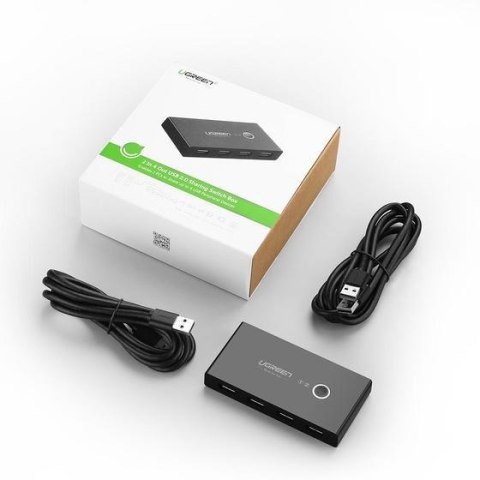 Ugreen Switch box HUB 4xUSB 2.0 (na 2 komputery) czarny Ugreen Switch box HUB 4xUSB 2.0 (na 2 komputery) czarny
