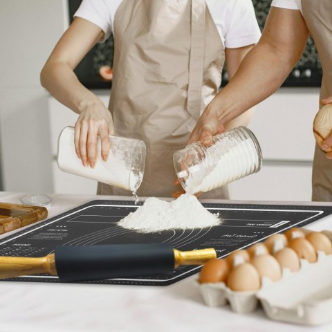 Zestaw wałek i stolnica mata silikonowa z podziałką do ciasta 60 x 40 cm - czarne