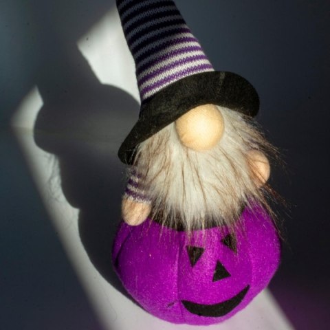 FIGURKA DEKORACYJNA NA DYNI 25CM LED HALLOWEEN FIOLET FIGURKA DEKORACYJNA NA DYNI 25CM LED HALLOWEEN FIOLET