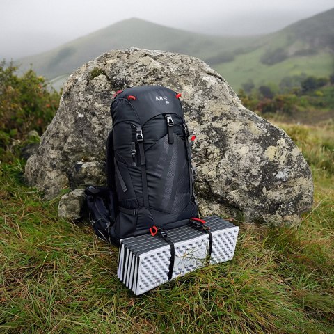 NC17103 KARIMATA SKŁADANA TURYSTYCZNA Z PODBICIEM ALUMINIOWYM + XPE 195 CM CZARNA NILS CAMP