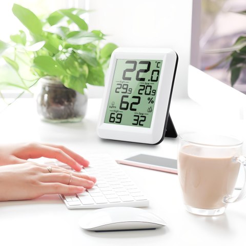 Termometr pokojowy elektroniczny z higrometrem 0-60C